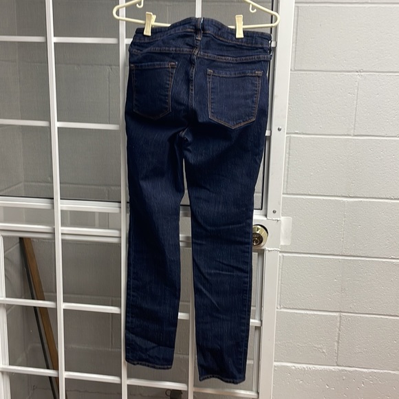 Old Navy maternity jeans size 8 - Picture 6 of 6